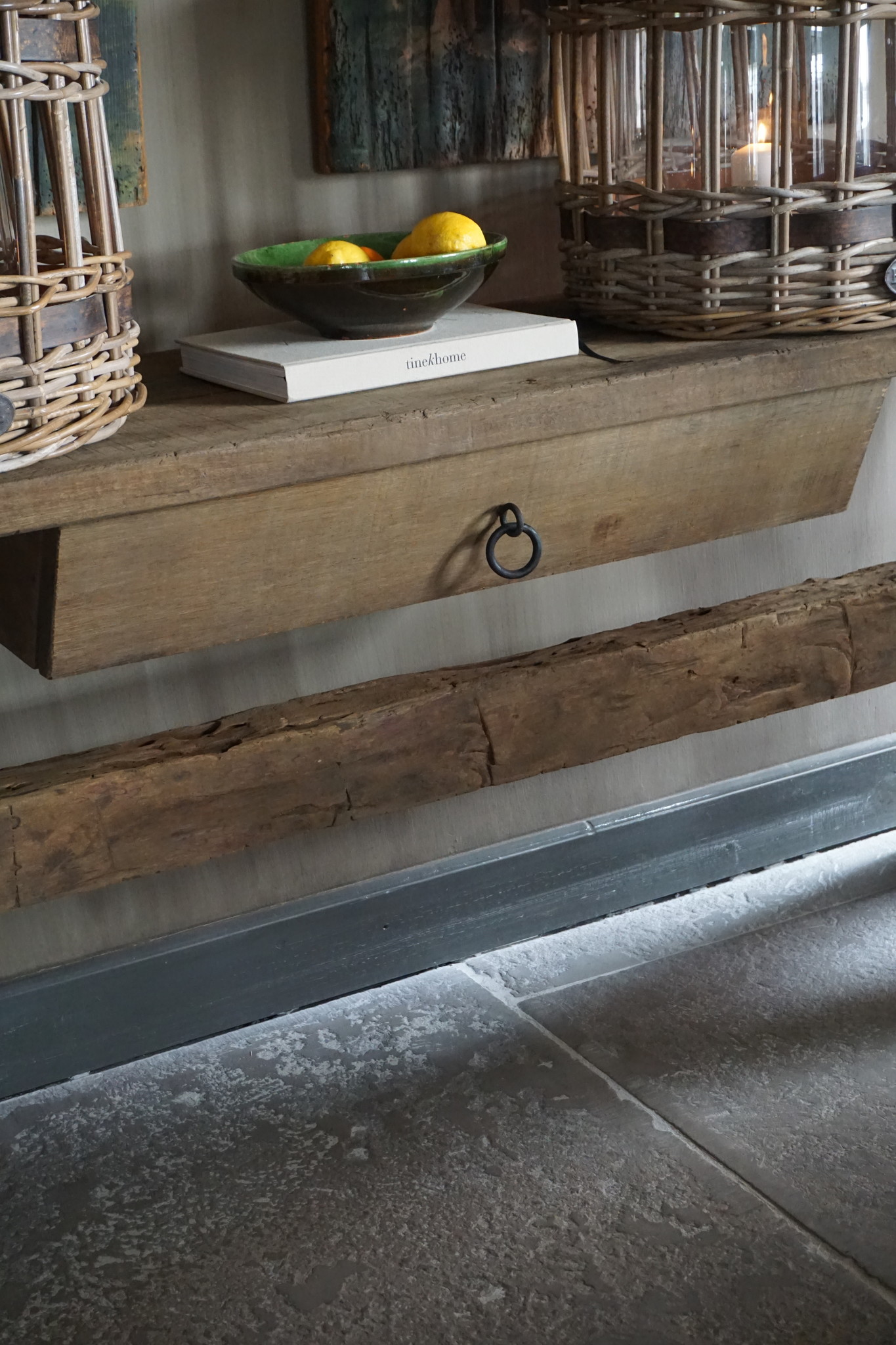 Rene Houtman Sidetable Cross | Oud Hout | Met Lade | H76 x B200 x D46 cm