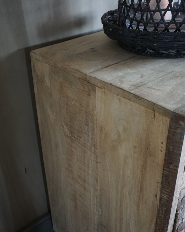 Rene Houtman Nachtkastje Hout | H75 x B57 x D46 cm