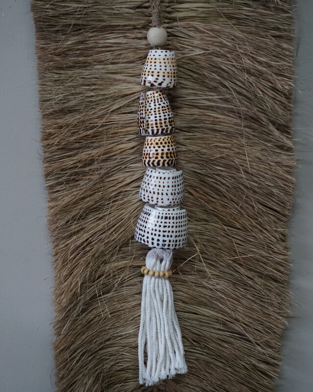 Rene Houtman Schelpenhanger Tijger | H58 x B6 cm