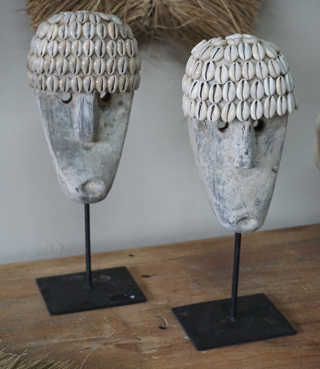 Rene Houtman Balinees Masker Met Schelpjes | H29 cm