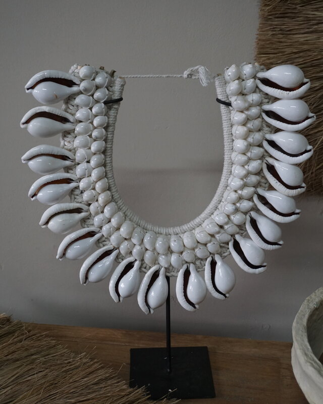 Rene Houtman Schelpenkraag Wit | H43 x B33,5 cm