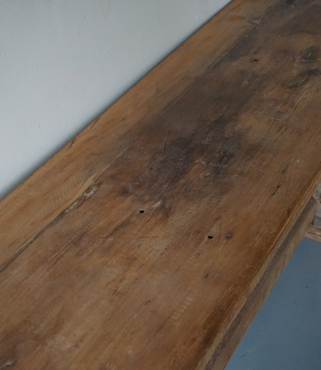 Rene Houtman Chinees Oud Houten Sidetable | H62 x B119 x D38 cm