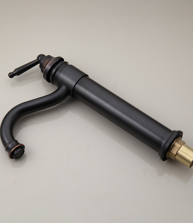 Rene Houtman Nostalgische Bronzen Wastafelkraan - H340 MM