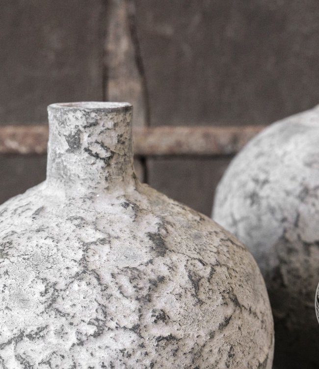 Be-Uniq Vaas Gyan | Large | Nepal Pottery | H28 x B22 cm