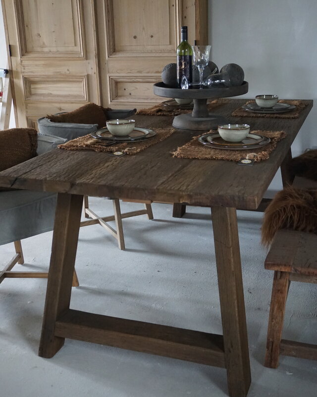 Rene Houtman Kloostertafel Rough | A-Poot | Kies Maat