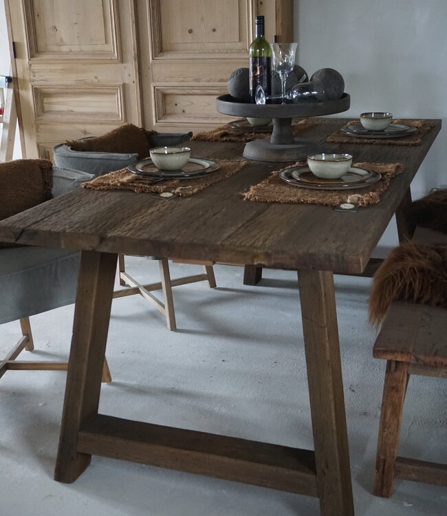 Rene Houtman Kloostertafel Rough | A-Poot | Kies Maat