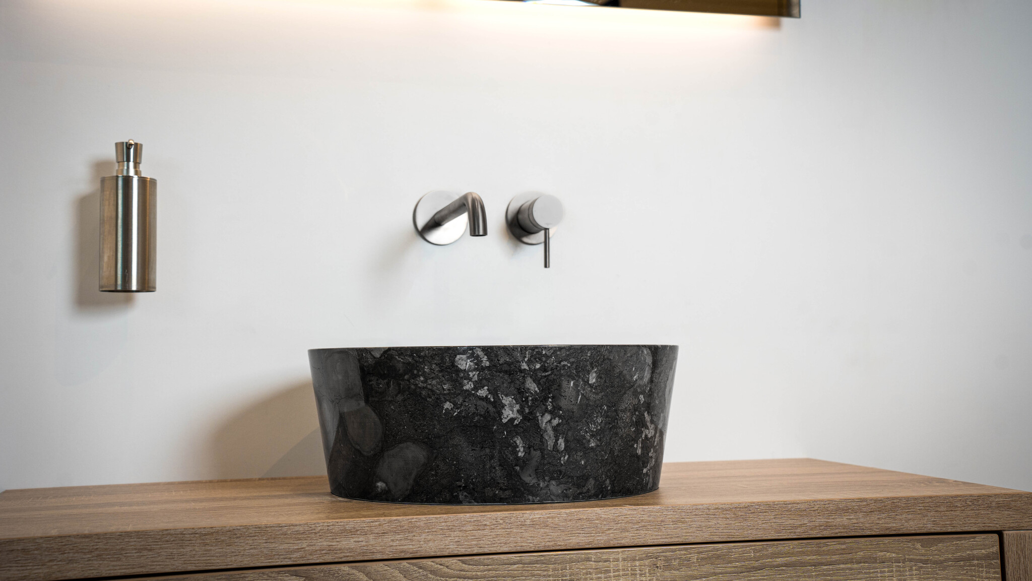 Loutro Bathroomware Waskom Marmer | Black | 2 Maten