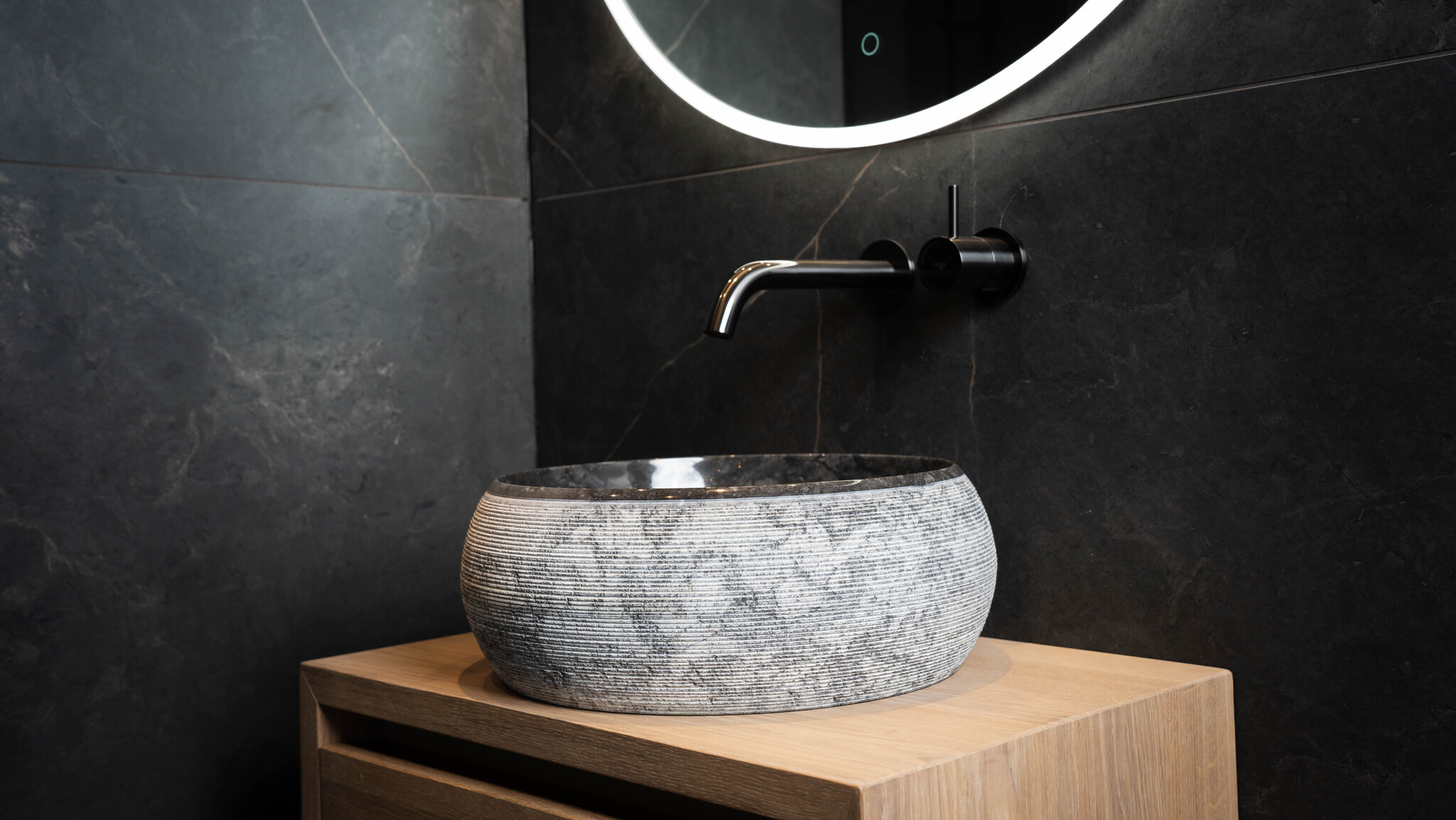 Loutro Bathroomware Waskom Natuursteen | Gefrijnd | 2 Maten