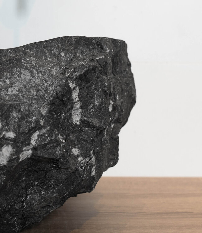 Rene Houtman Waskom Natuursteen | Gekapt Grijs/Zwart | Meerdere Maten