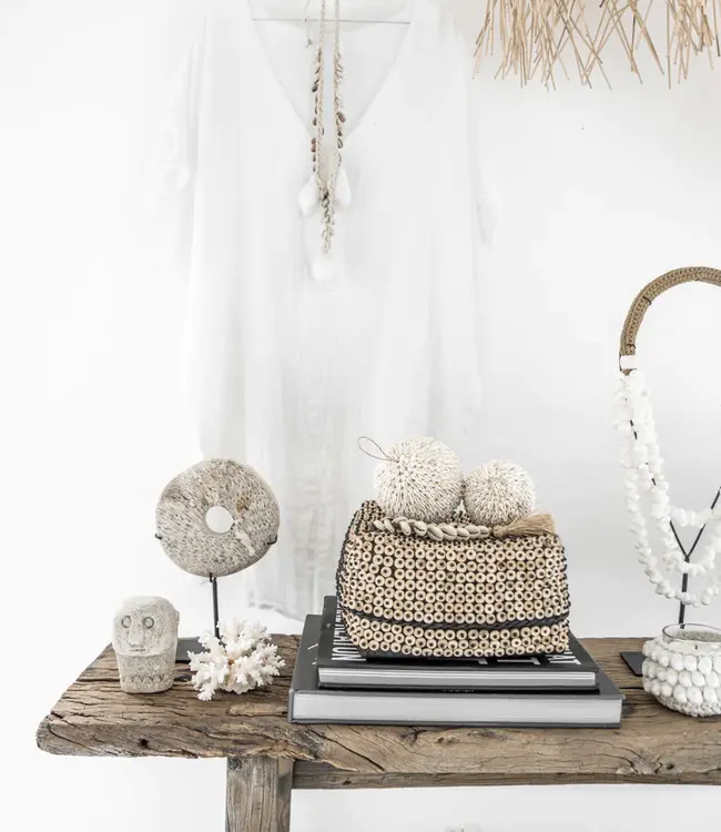 Bazar Bizar Decoratie- Halsketting | De Big White Cowrie Shell | Wit