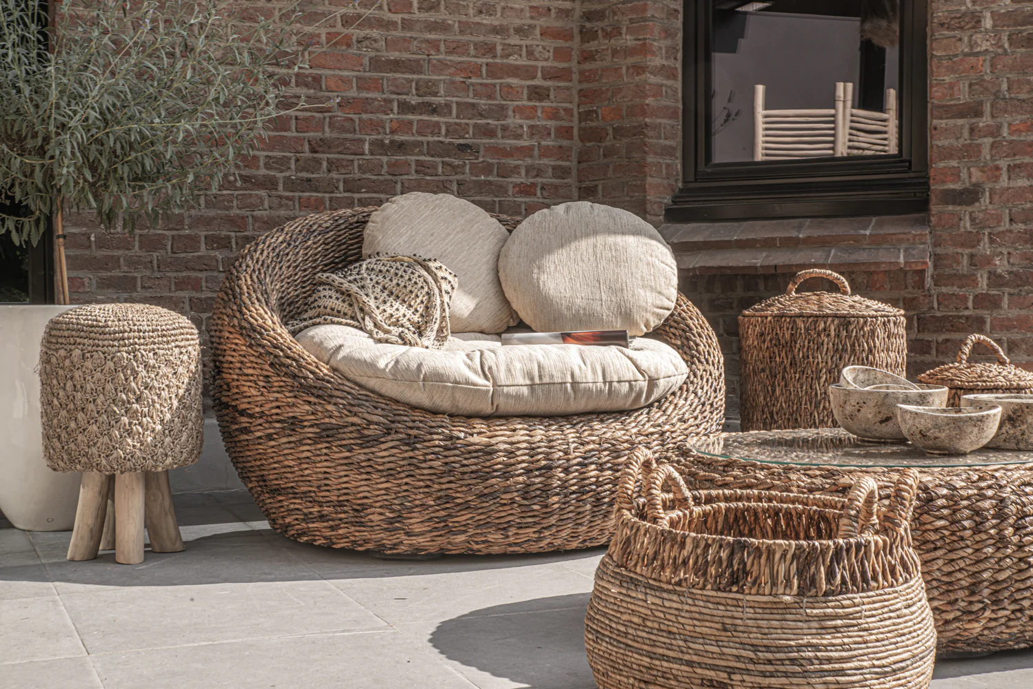 Bazar Bizar De Raffia Tressed Kruk | Naturel