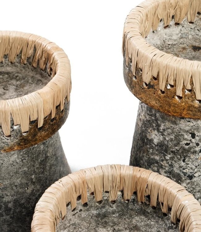 Bazar Bizar Kaarsenhouder | Pretty | Antiek Grijs | 3 Maten