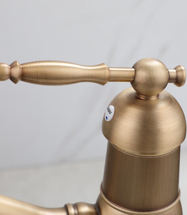 Rene Houtman Klassieke Bronzen Wastafelkraan - H30 cm