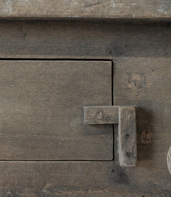 Be-Uniq Haltafel met deurtje Gili | H80 x B120 x D45 cm