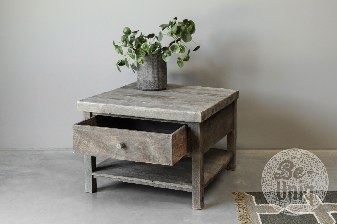 Be-Uniq Bijzettafel Samar | Met Lade | H50 x B70 x D70 cm