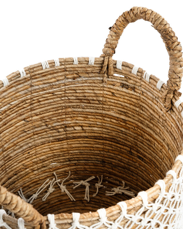 Bazar Bizar De Cross Stitched Macramé Mand | Naturel/Wit | Verkrijgbaar In 3 Maten