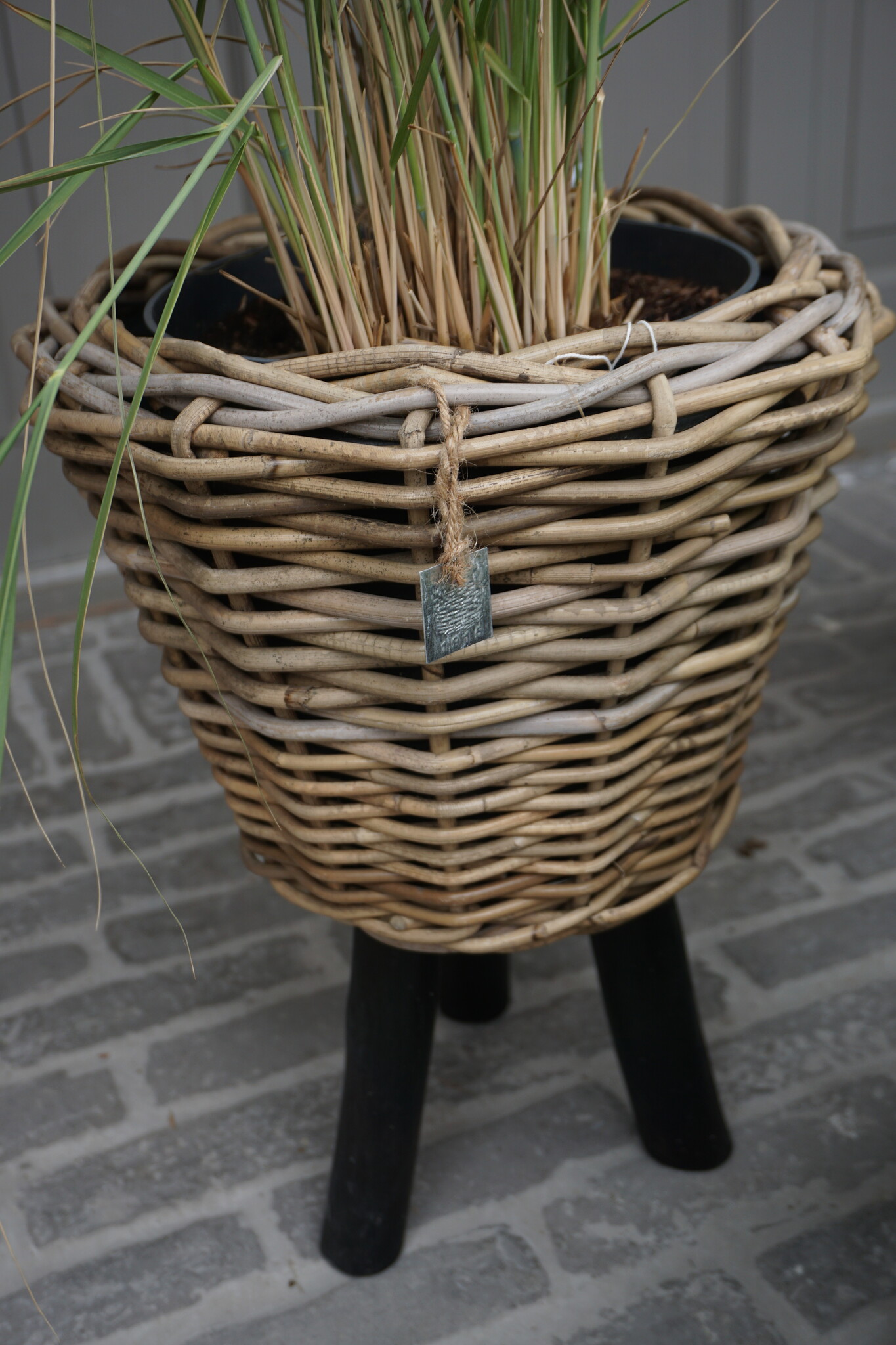 Rene Houtman Drypot Bloempot | Wooden Legs | H45 x D34 cm