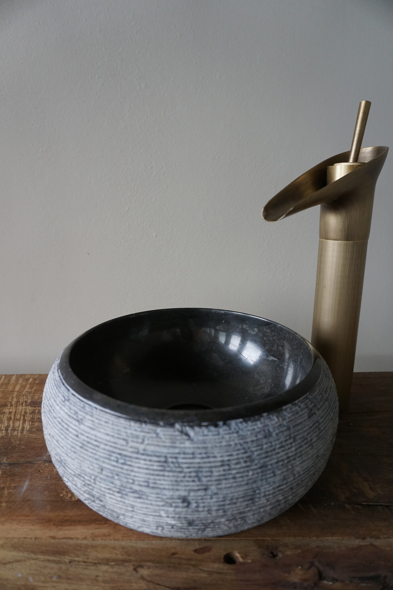 Loutro Bathroomware Waskom Natuursteen | Gefrijnd | 2 Maten