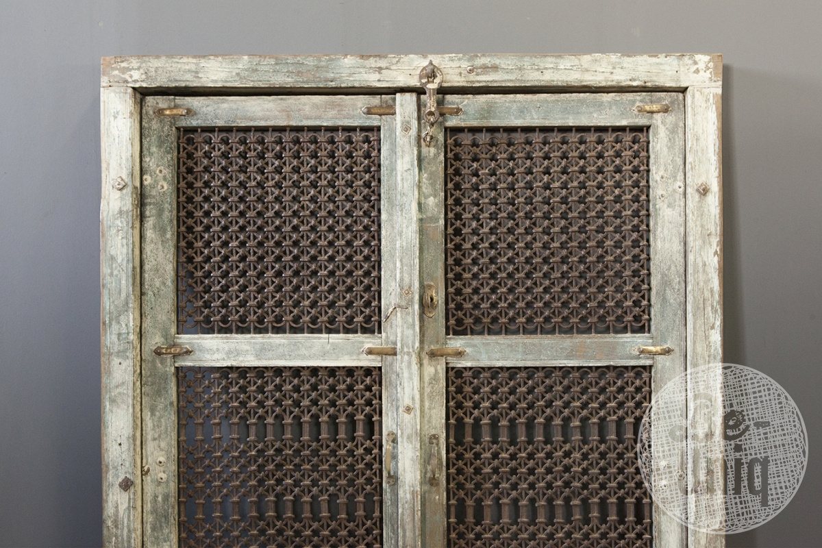 Be-Uniq Oude Metalen Deur In Kozijn | India | H191 x B142