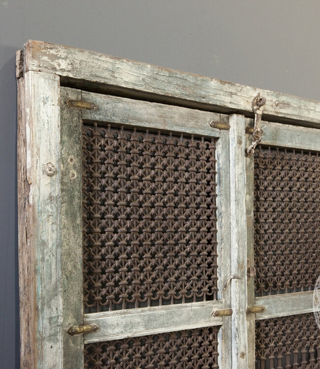 Be-Uniq Oude Metalen Deur In Kozijn | India | H191 x B142