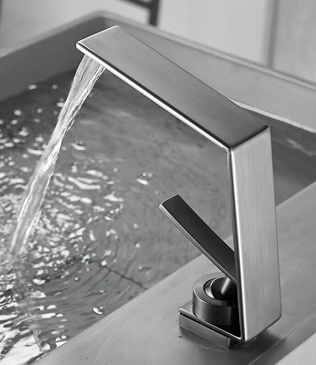 Rene Houtman Moderne Wastafelkraan | Gun Metal