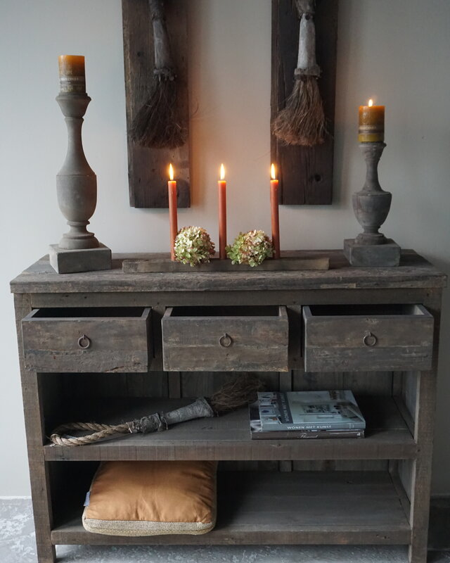 Rene Houtman Sidetable | Oud Hout | 3 Lades | H91,5 x B121 x D40 cm
