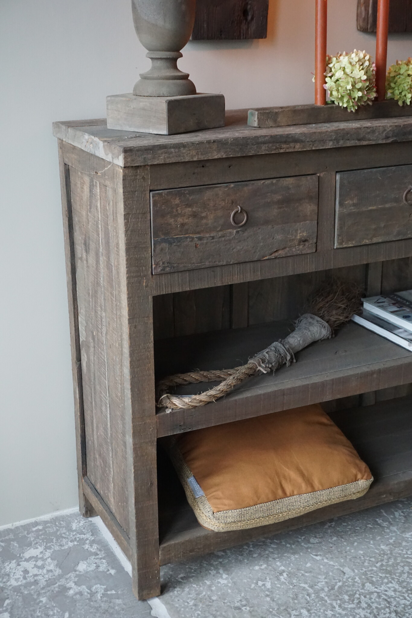 Rene Houtman Sidetable | Oud Hout | 3 Lades | H91,5 x B121 x D40 cm