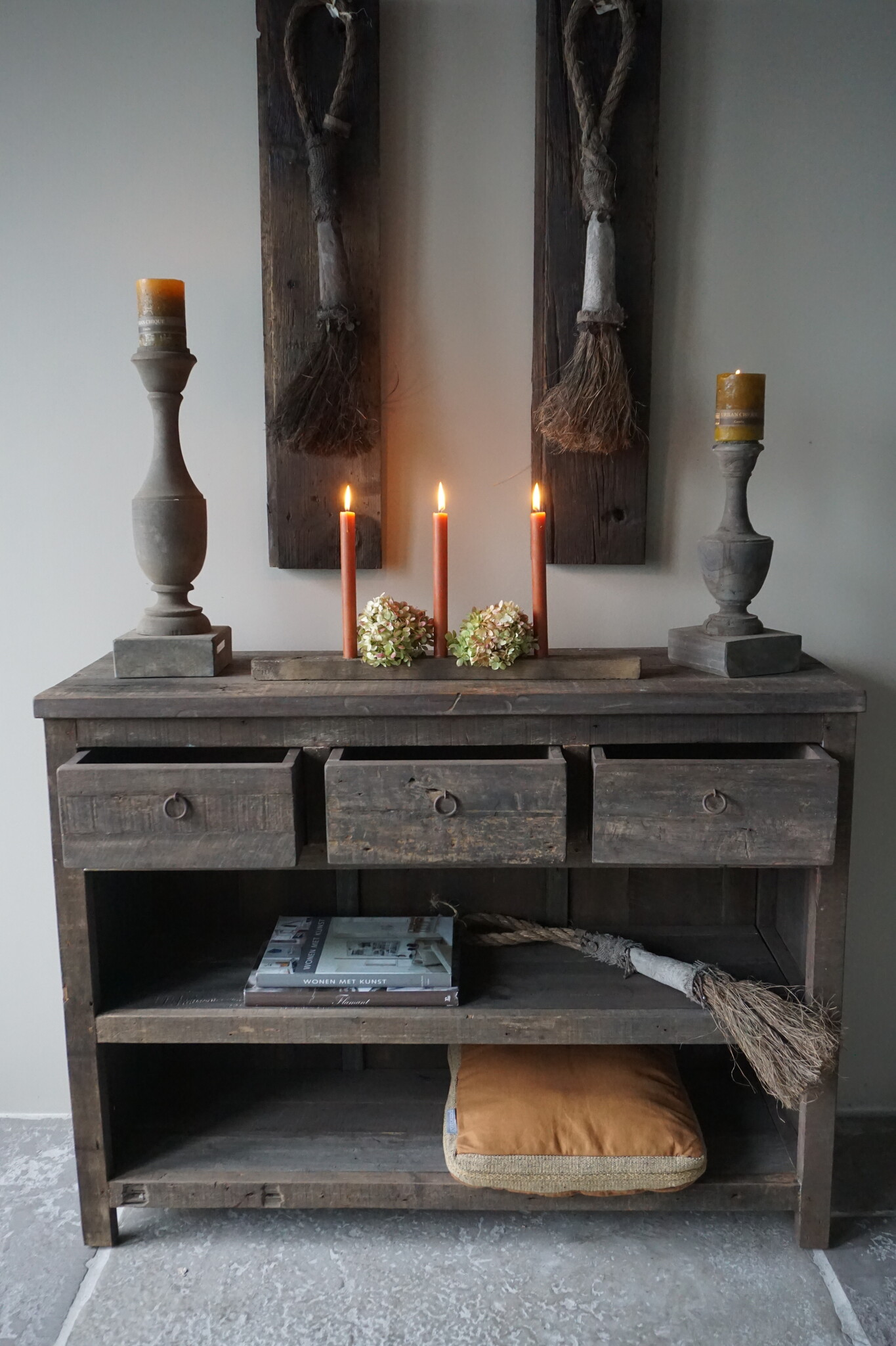 Rene Houtman Sidetable | Oud Hout | 3 Lades | H91,5 x B121 x D40 cm
