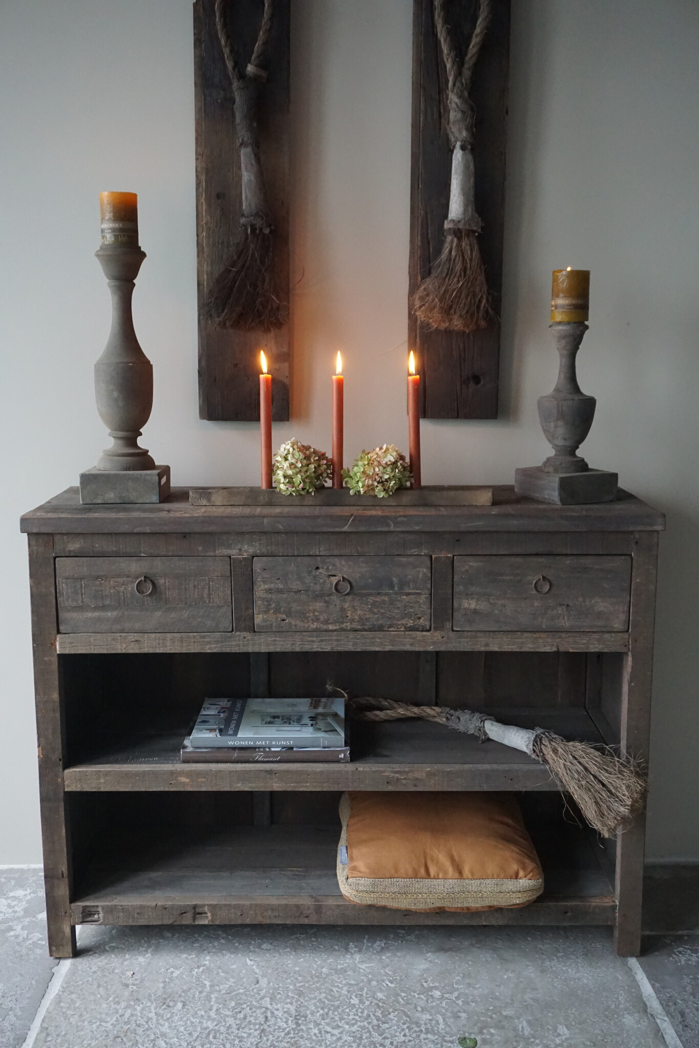 Rene Houtman Sidetable | Oud Hout | 3 Lades | H91,5 x B121 x D40 cm
