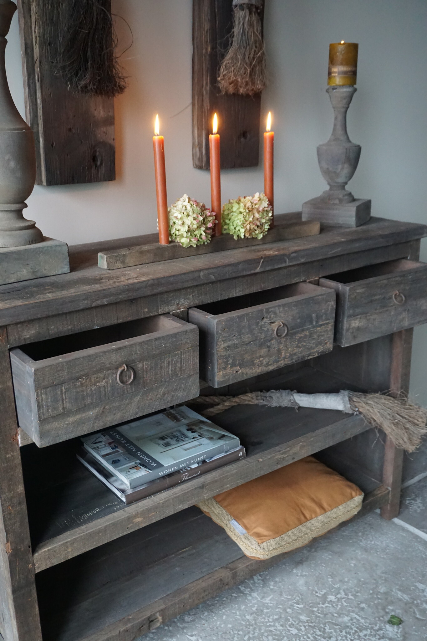 Rene Houtman Sidetable | Oud Hout | 3 Lades | H91,5 x B121 x D40 cm