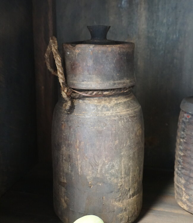 Rene Houtman Nepalese Houten Pot | H25 x D12 cm
