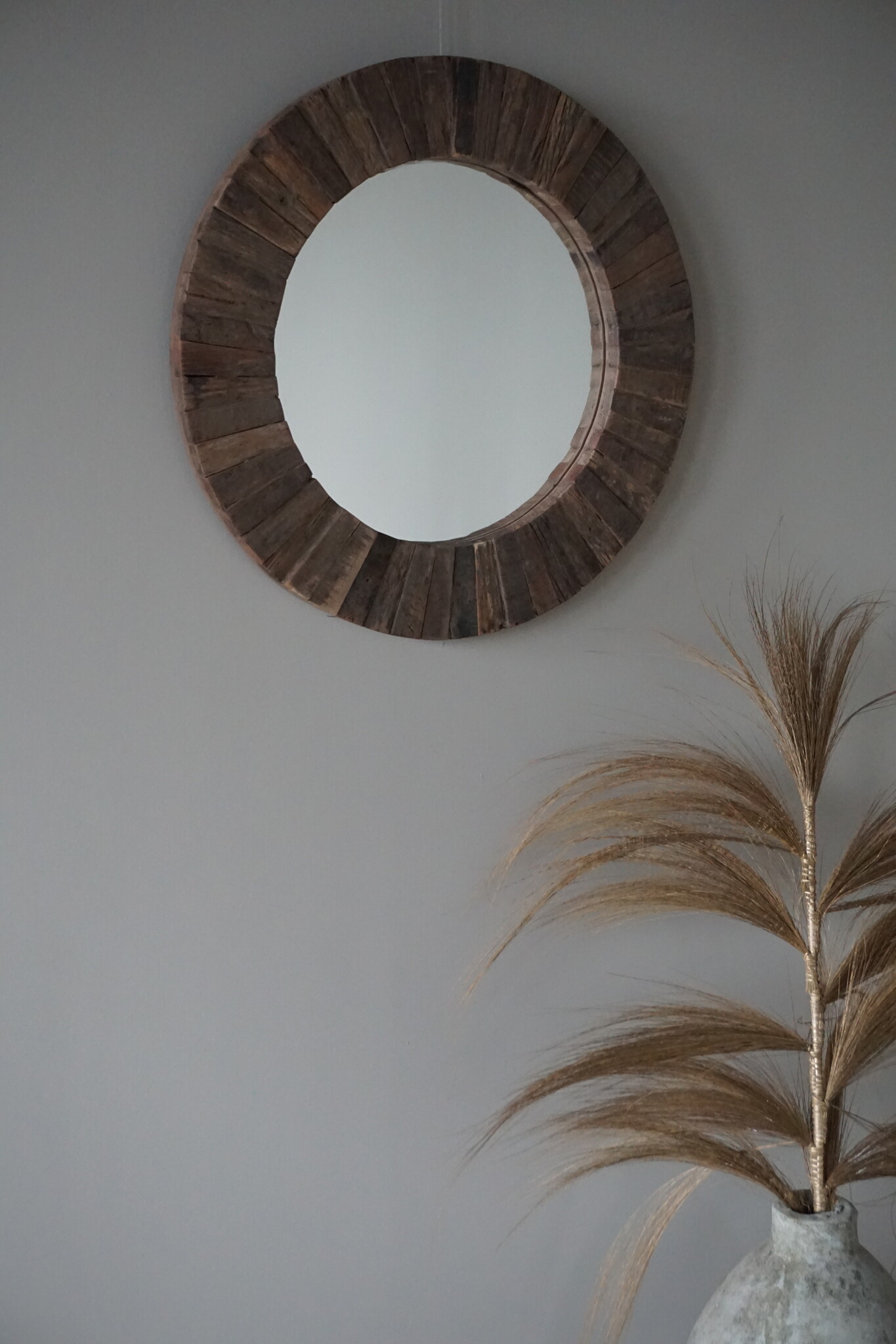 Be-Uniq Spiegel | Oud Hout | Nobis | Ø61 cm