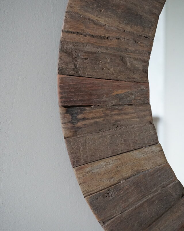 Be-Uniq Spiegel | Oud Hout | Nobis | Ø61 cm