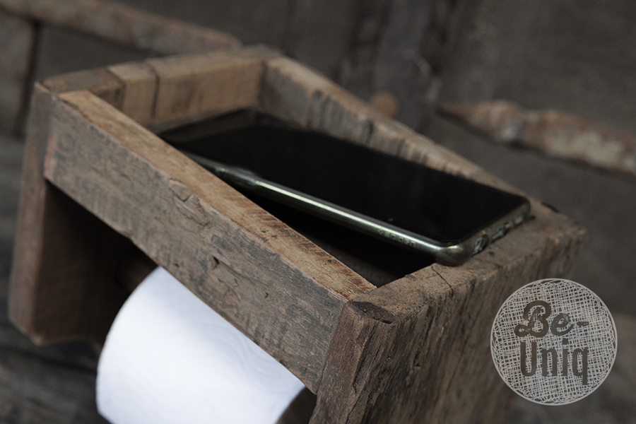 Be-Uniq Toiletrolhouder Unique | Oud Hout | H20 x B20 cm