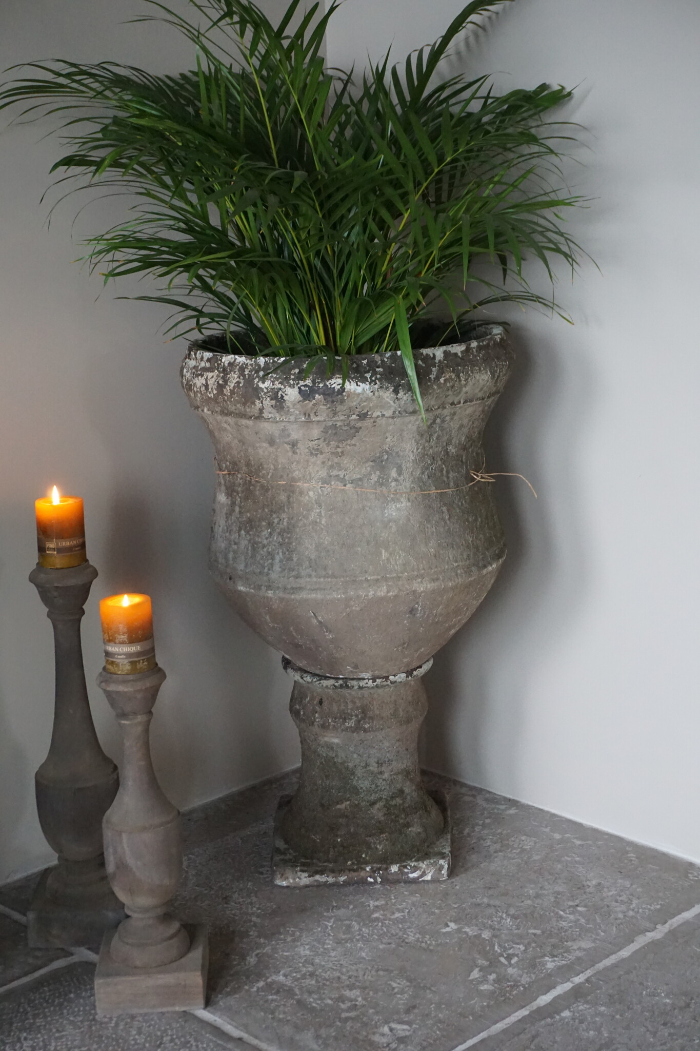 Rene Houtman Indonesische Pot | H93 x D55 cm