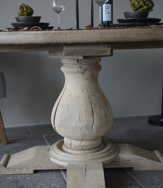 Rene Houtman Eetkamertafel Rond | Eiken | Bolpoot | Ø115 x H77 cm