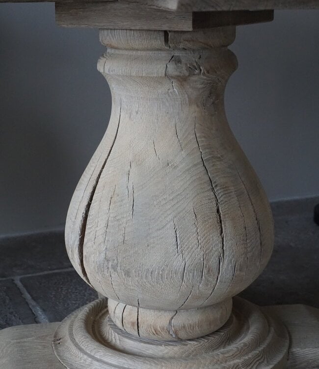 Rene Houtman Eetkamertafel Rond | Eiken | Bolpoot | Ø115 x H77 cm