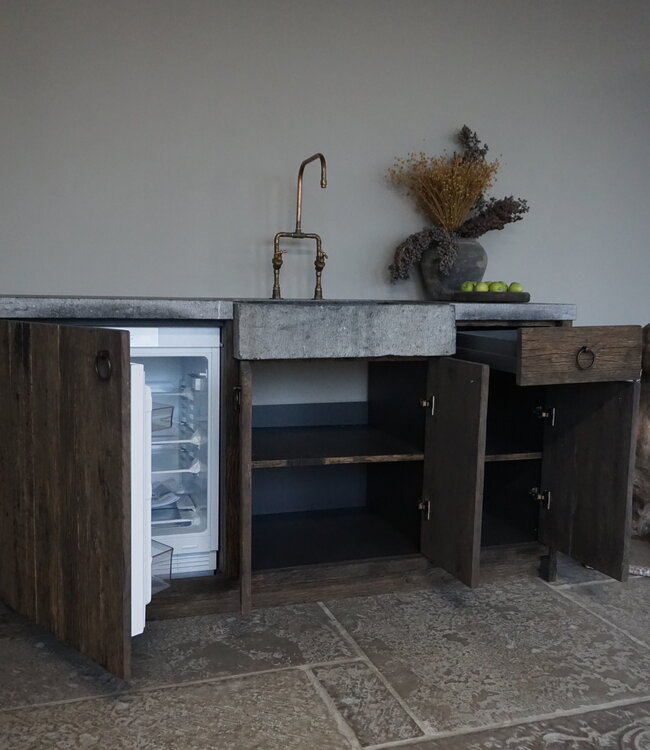 Rene Houtman Compleet Keukenblok Oud Eikenhout Hardstenen Blad