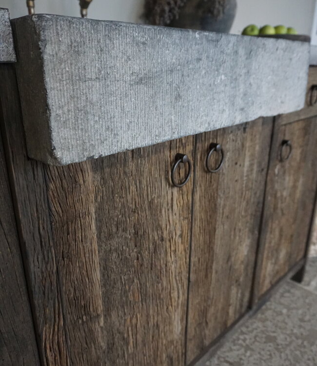 Rene Houtman Compleet Keukenblok Oud Eikenhout Hardstenen Blad