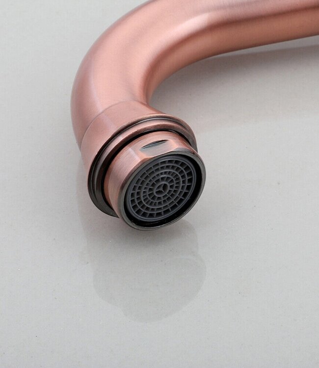 Rene Houtman Koperen Mengkraan Met Zwenkbare Hals