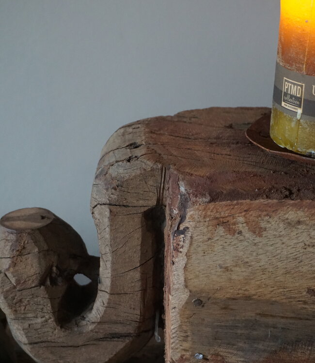 Rene Houtman Uniek Houten Ornament Kandelaar | H24 x B56 x D11 cm