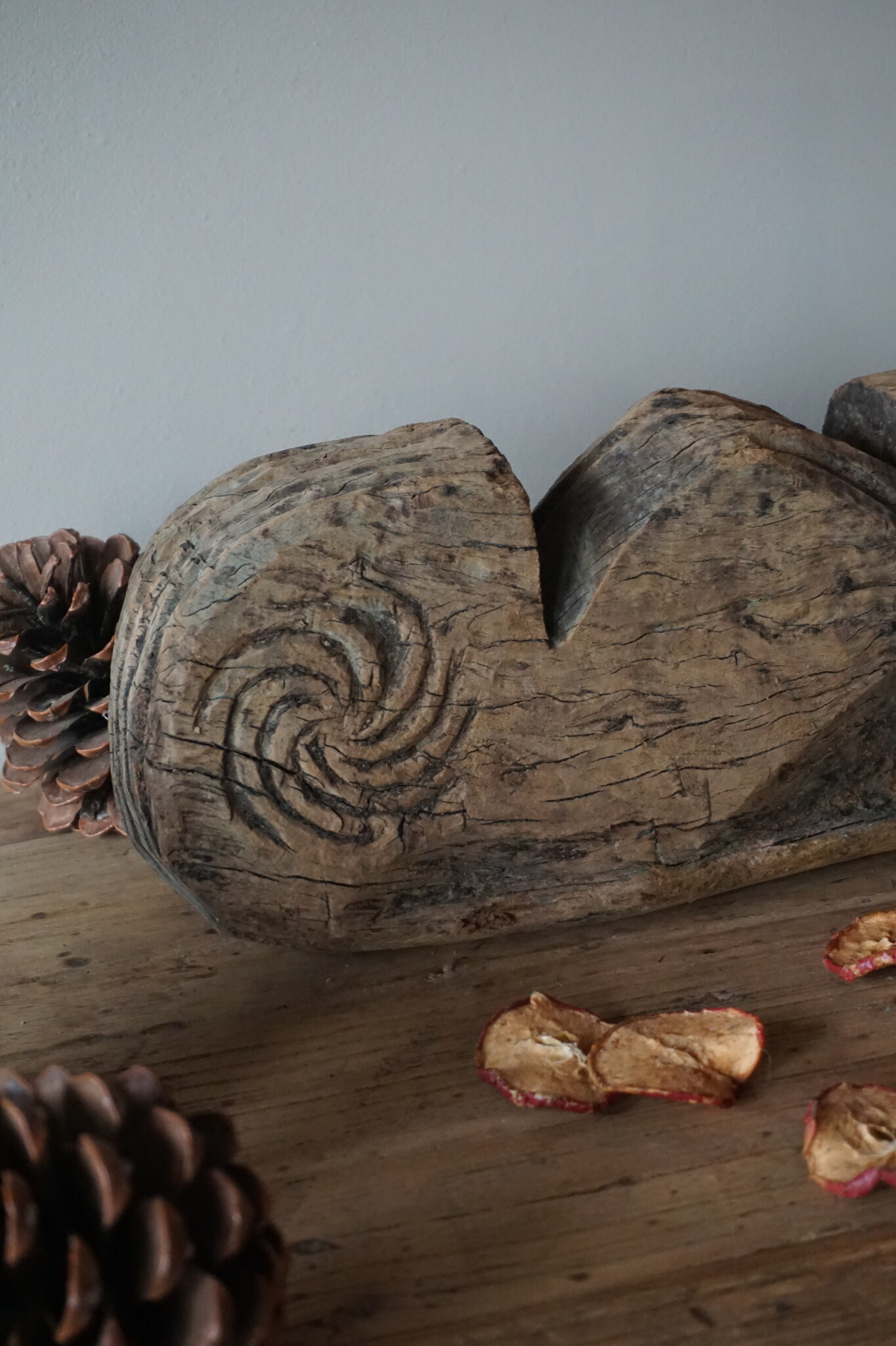 Rene Houtman Uniek Houten Ornament Kandelaar | H15 x B66 x D9 cm