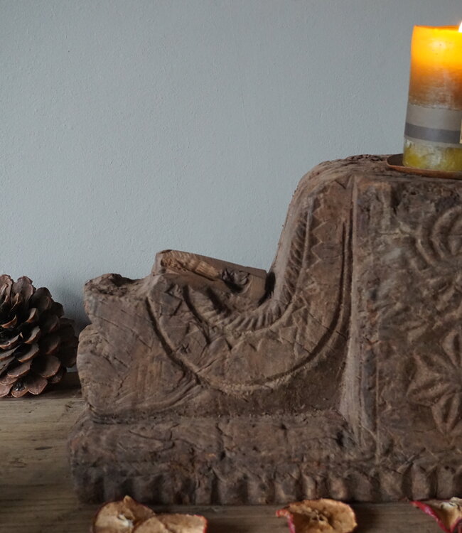 Rene Houtman Uniek Houten Ornament Kandelaar | H23 x B57 x D13 cm