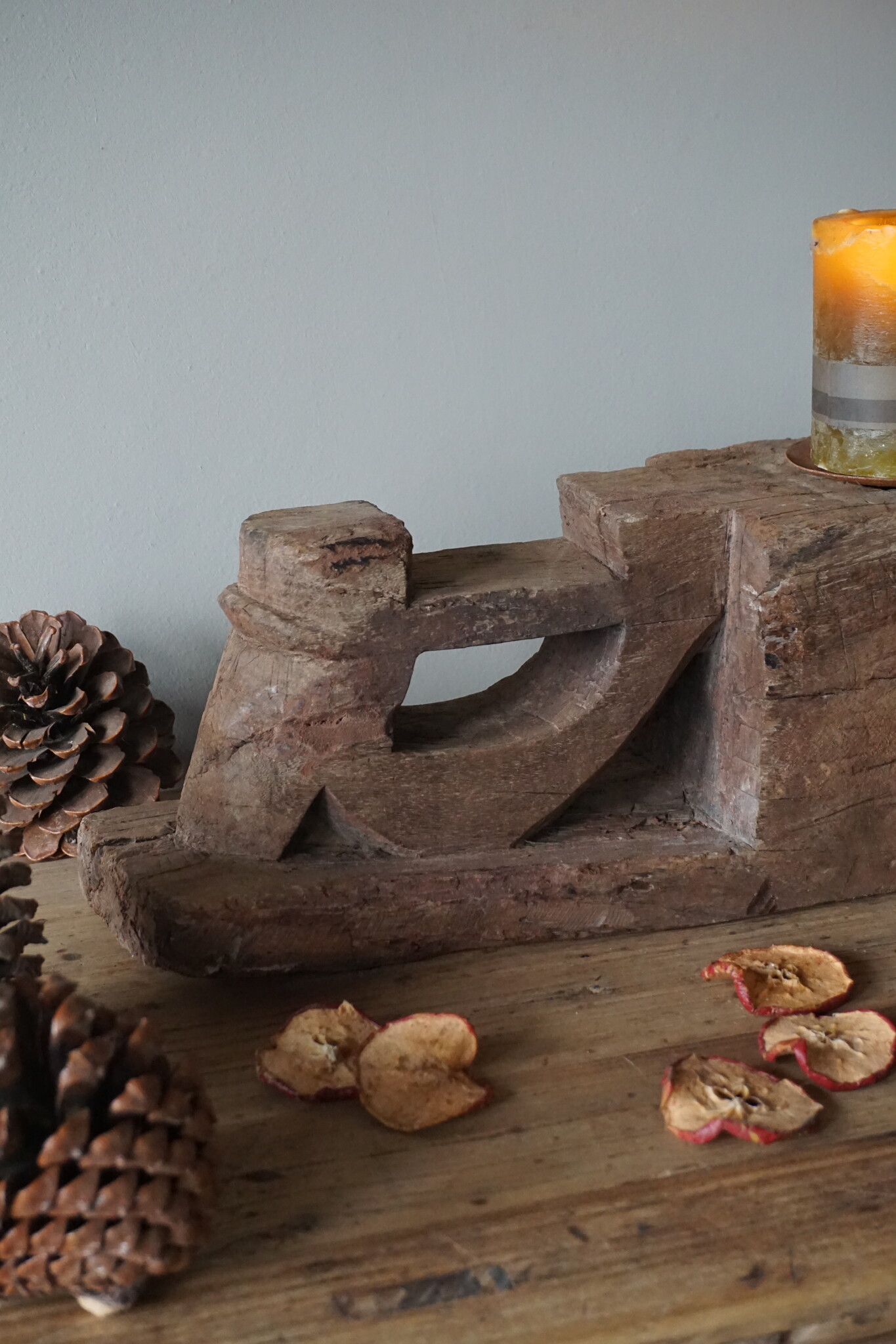 Rene Houtman Uniek Houten Ornament Kandelaar | H16 x B67 x D12 cm