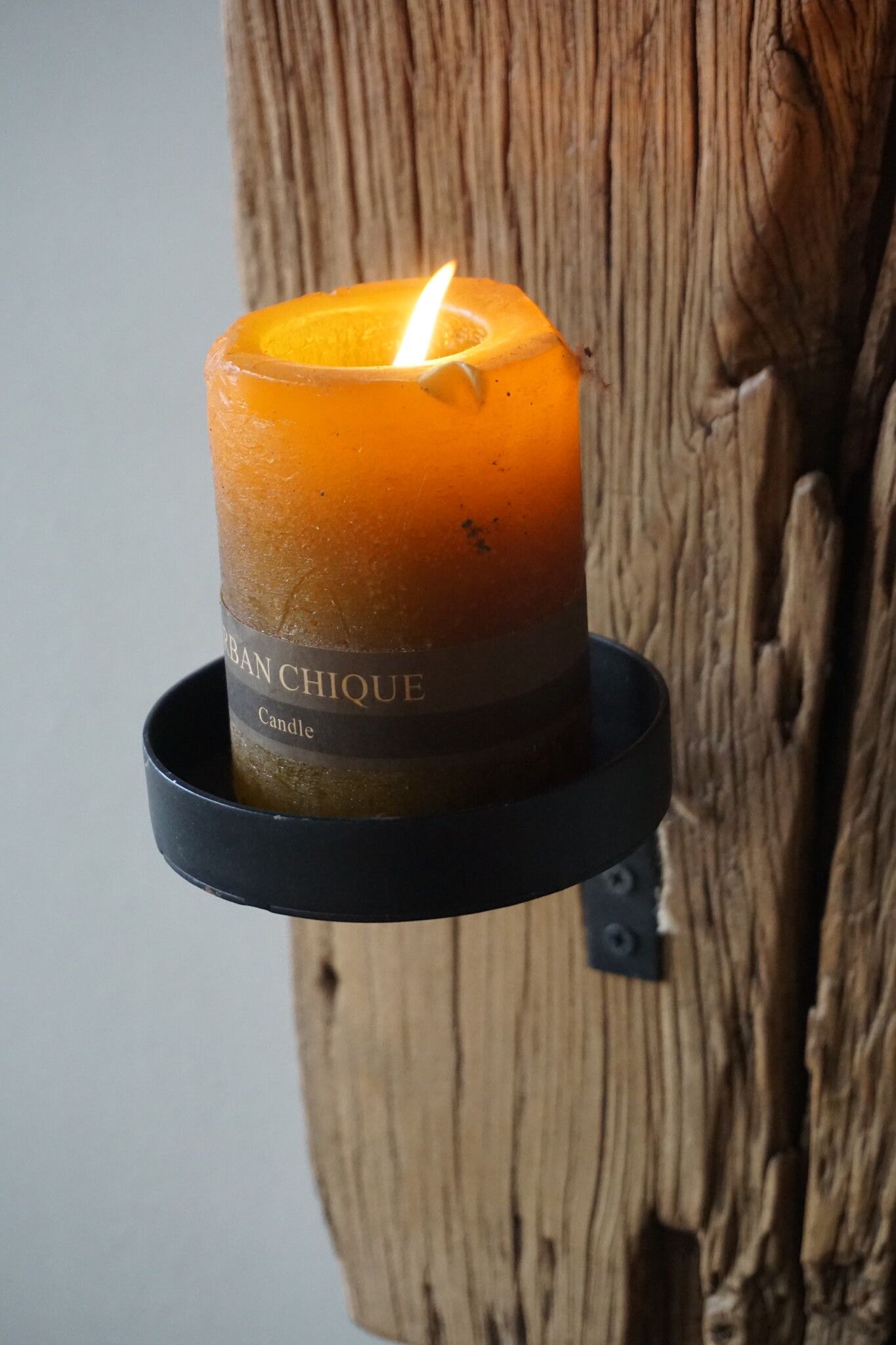 Rene Houtman Oud Houten Wandkandelaar | H55 x B20 x D4 cm