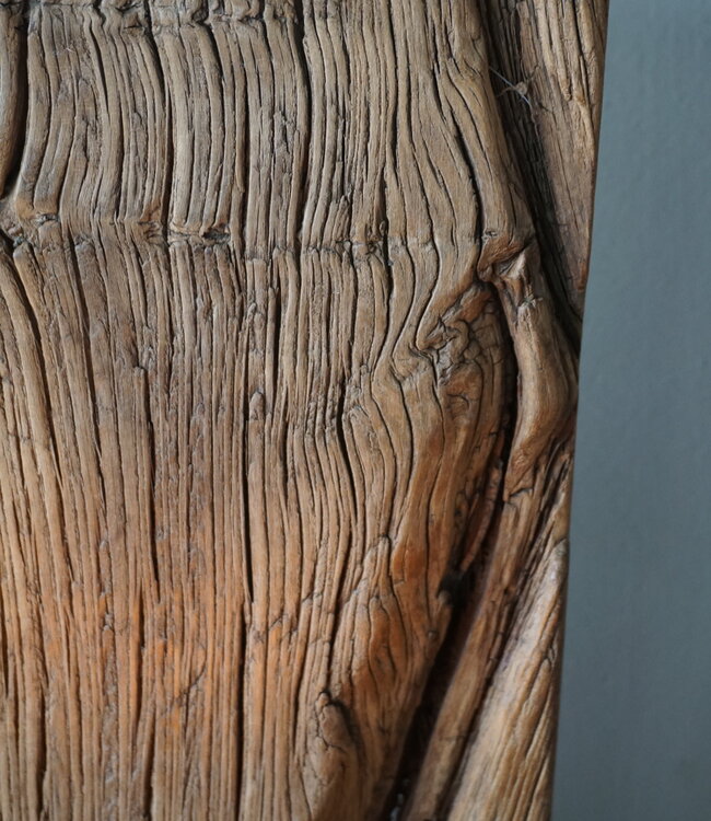 Rene Houtman Oud Houten Wandkandelaar | H55 x B20 x D4 cm