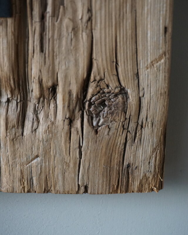 Rene Houtman Oud Houten Wandkandelaar | H52 x B20 x D4 cm