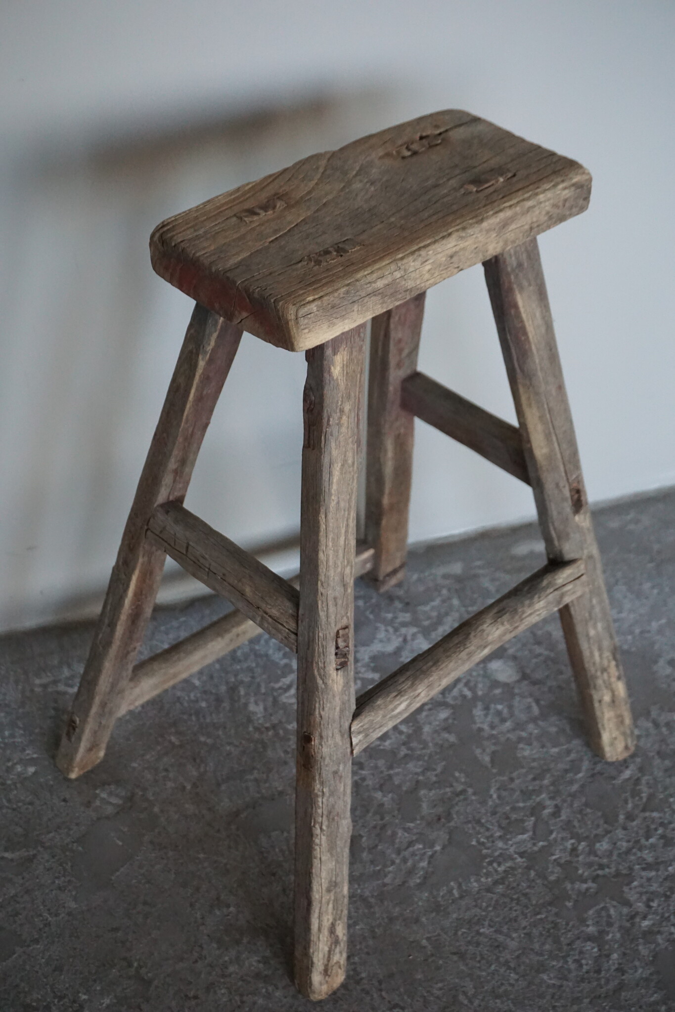 Rene Houtman Antiek Krukje | Zitting Rechthoek | H56 x B28 x D14 cm