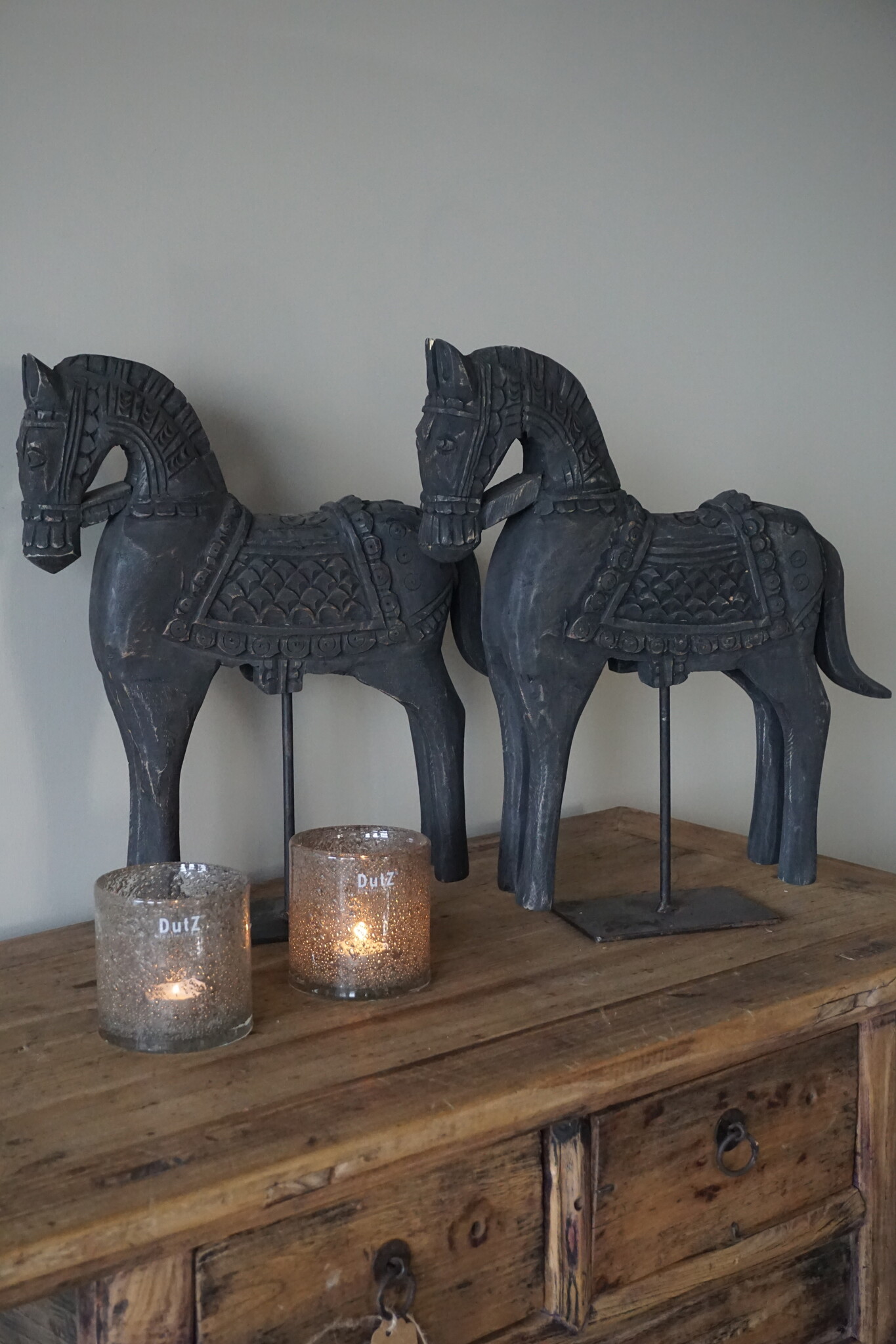 Rene Houtman Houten Paard | Op Standaard | H44 x B34 x D10 cm