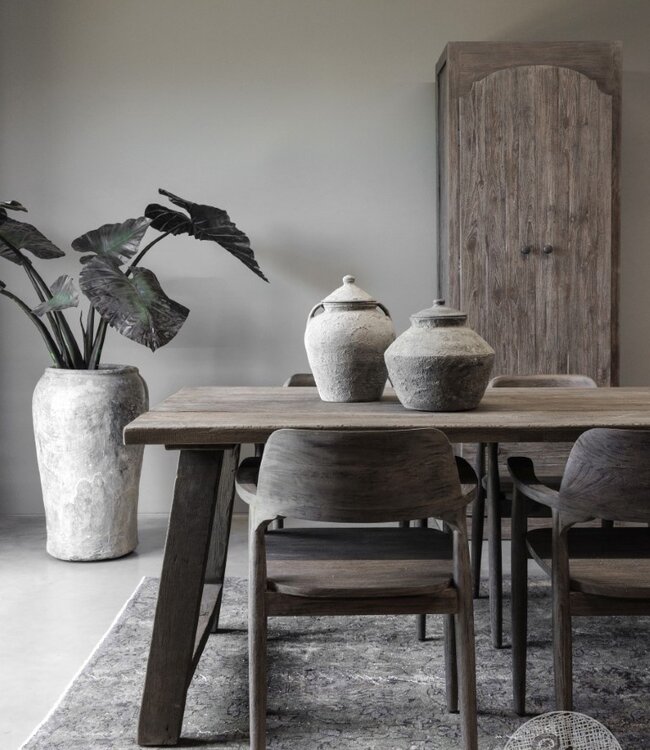 Be-Uniq Armstoel | Vergrijsd Teak | H81xB58xD50 Cm